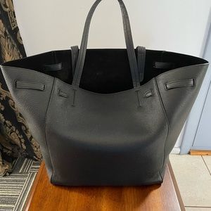 Celine Cobas phanton in soft grained calfskin leather - black in medium